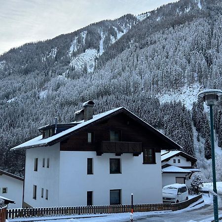 Ferienwohnung Haus Waldblick Hopfgarten in Defereggen Exterior foto