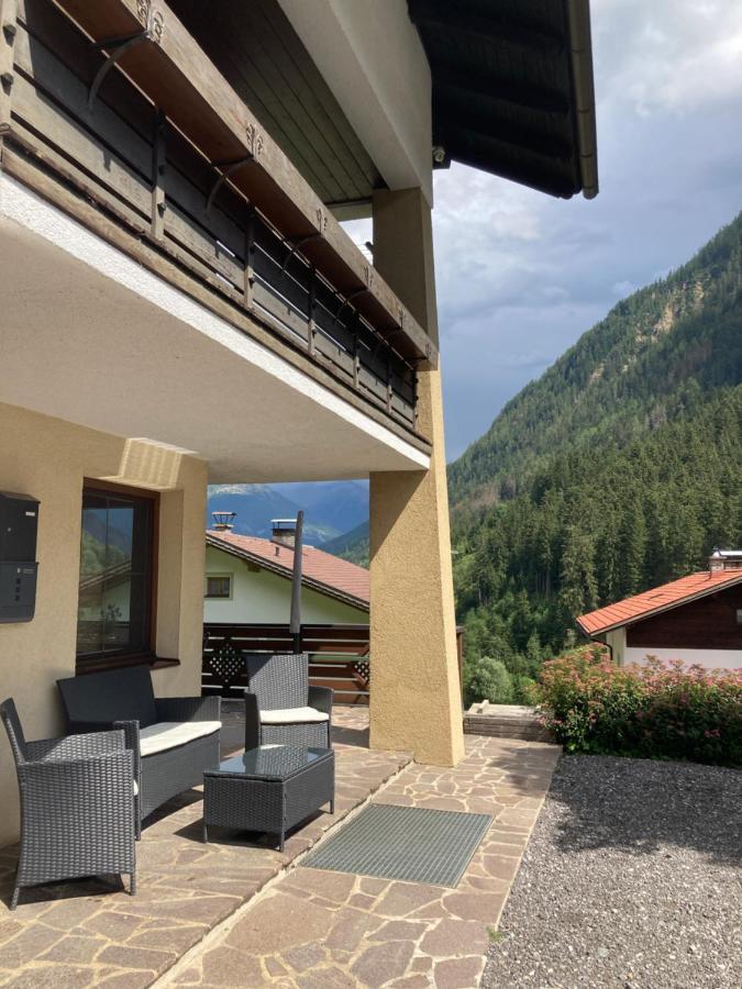 Ferienwohnung Haus Waldblick Hopfgarten in Defereggen Exterior foto